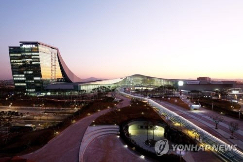 고양시 킨텍스 제2전시장 야경[킨텍스 제공]